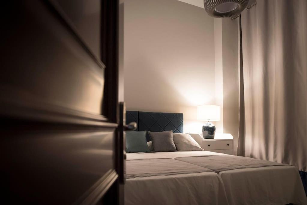 Apartamento En Centro Historico Con Patio Romano Сан-Лоренсо-де-Ель-Ескоріаль Екстер'єр фото